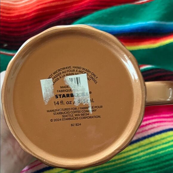 2024 14 oz Mug Starbucks Diagonal Twist Bronze Glitter Gold & Black - Picture 3 of 4